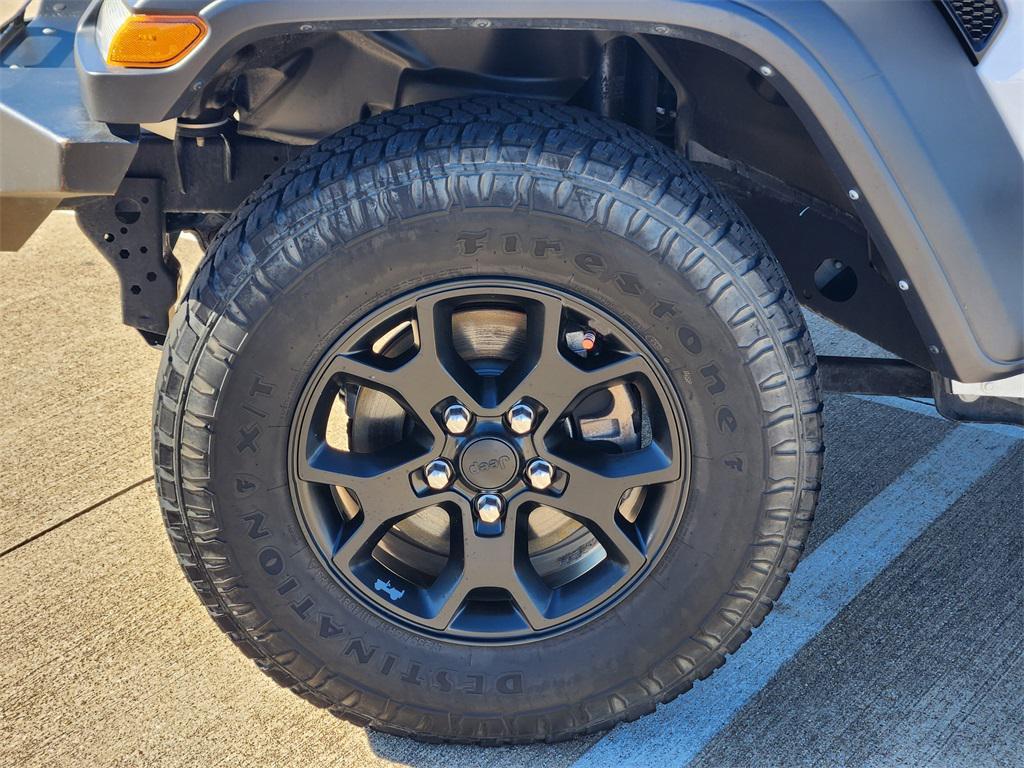 used 2024 Jeep Wrangler car, priced at $25,995