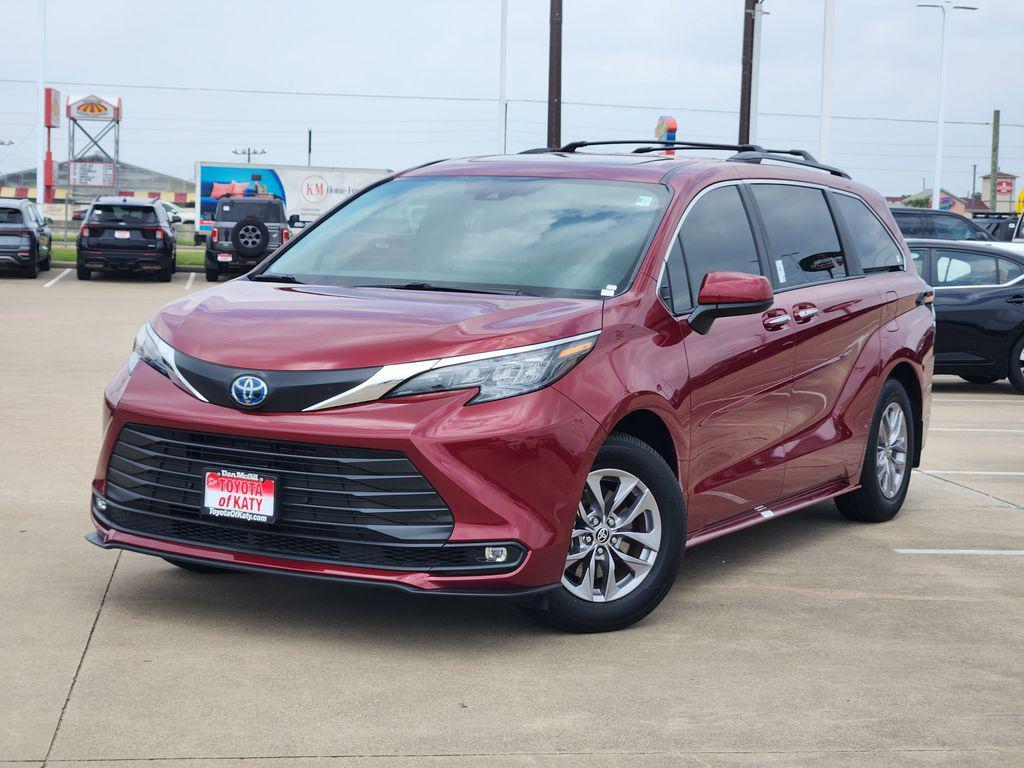 used 2025 Toyota Sienna car, priced at $46,395