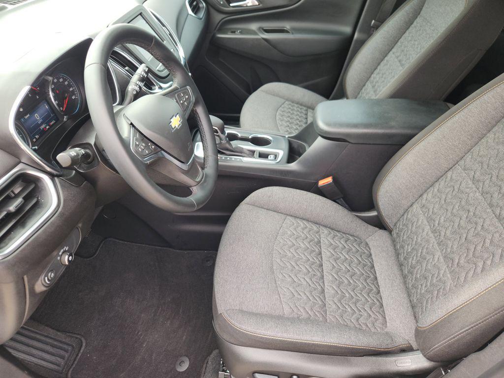used 2024 Chevrolet Equinox car, priced at $22,044