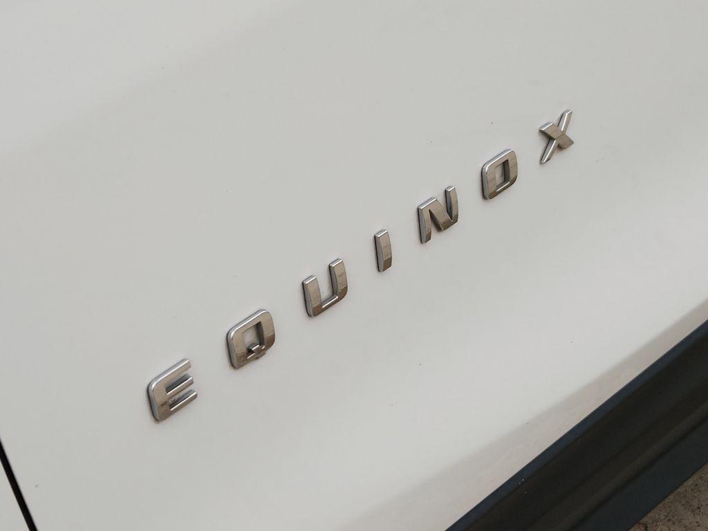 used 2024 Chevrolet Equinox car, priced at $22,044