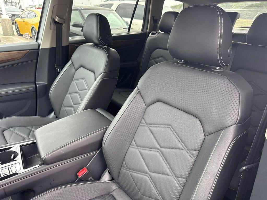 used 2025 Volkswagen Atlas car, priced at $34,095