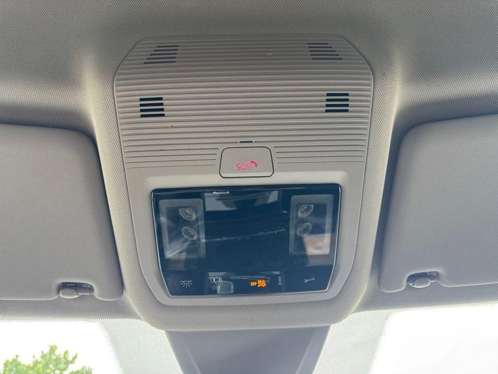 used 2025 Volkswagen Atlas car, priced at $34,095