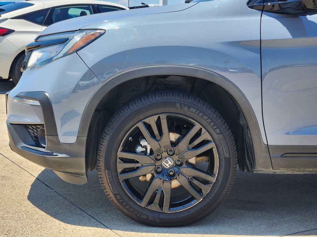 used 2022 Honda Pilot car, priced at $29,495