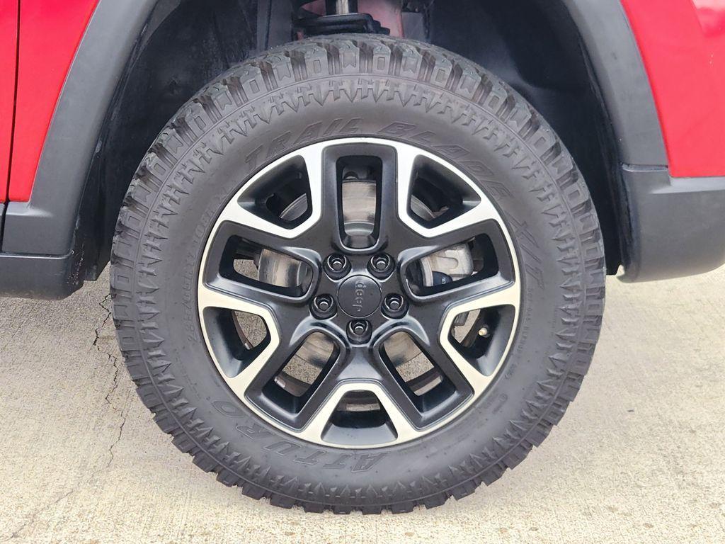 used 2020 Jeep Compass car, priced at $14,695
