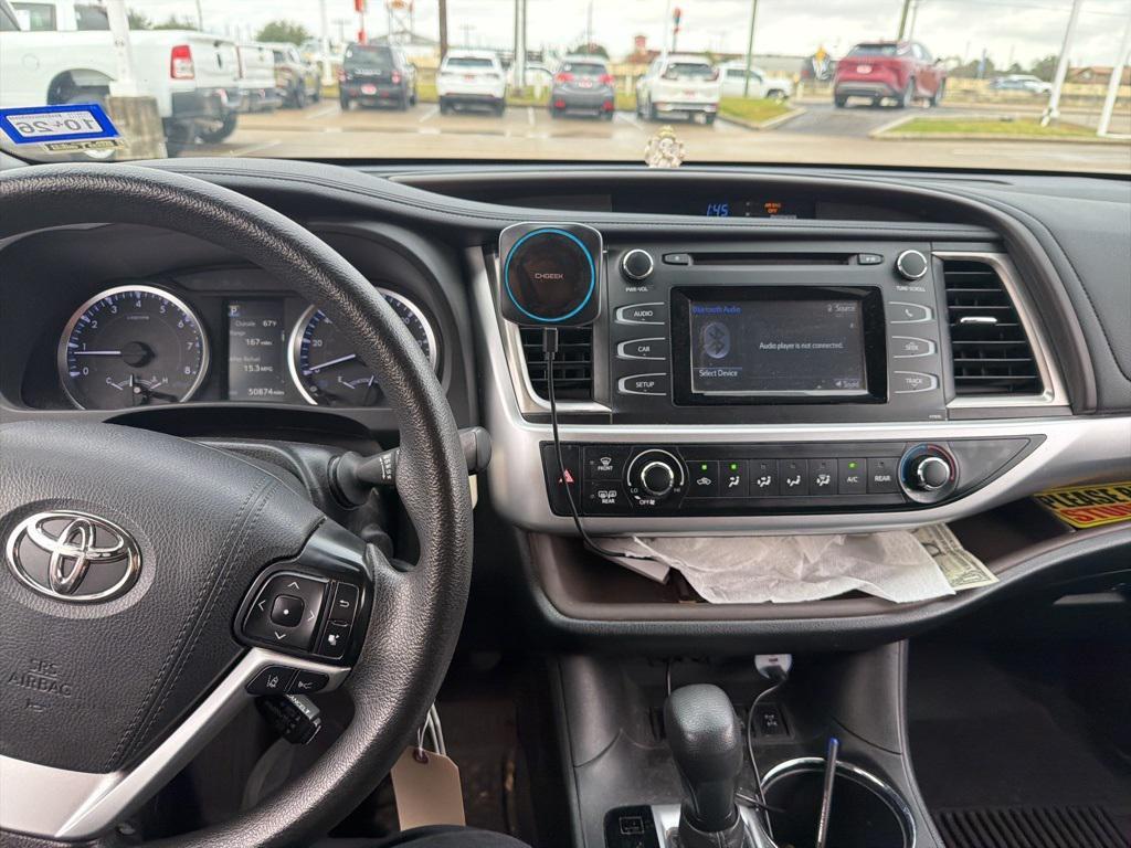 used 2019 Toyota Highlander car, priced at $24,595