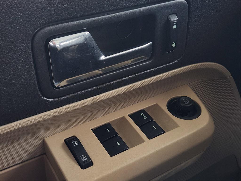 used 2008 Ford Edge car, priced at $4,795