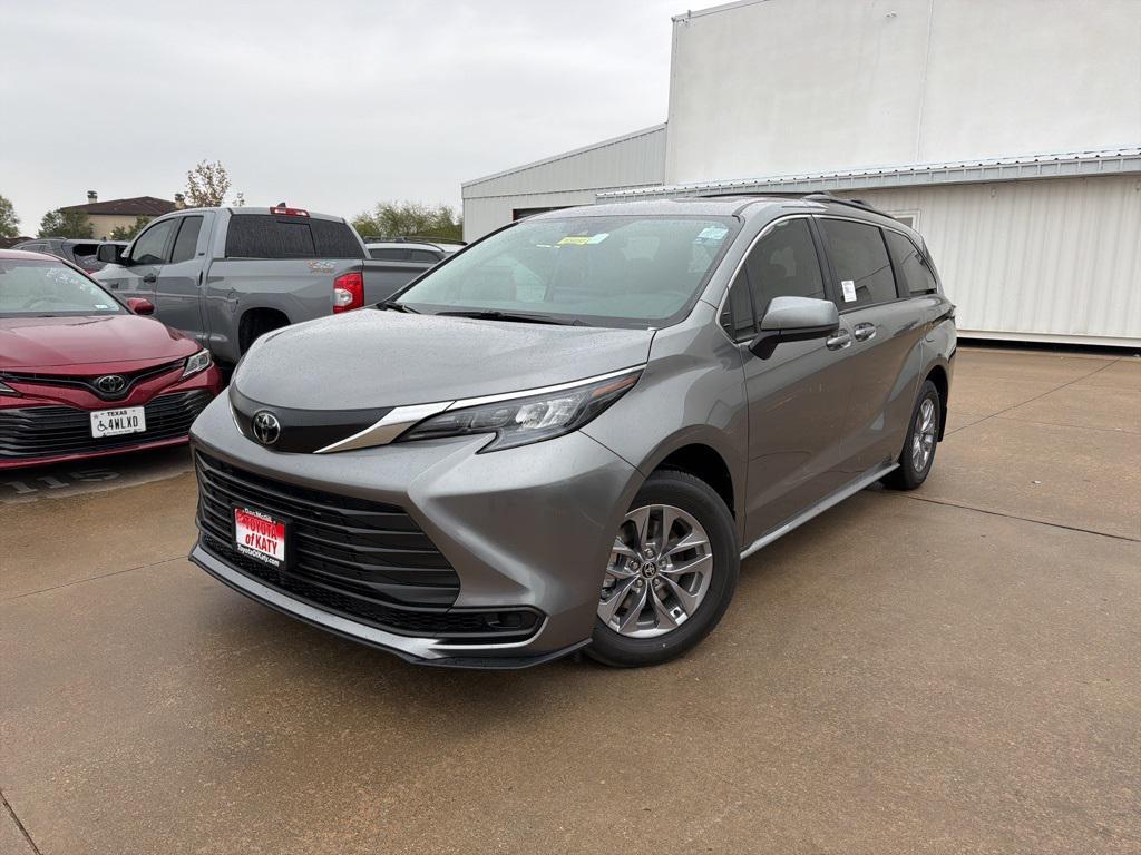 new 2026 Toyota Sienna car