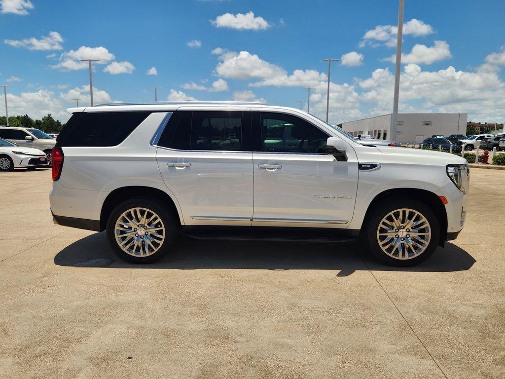 used 2024 GMC Yukon car, priced at $70,395