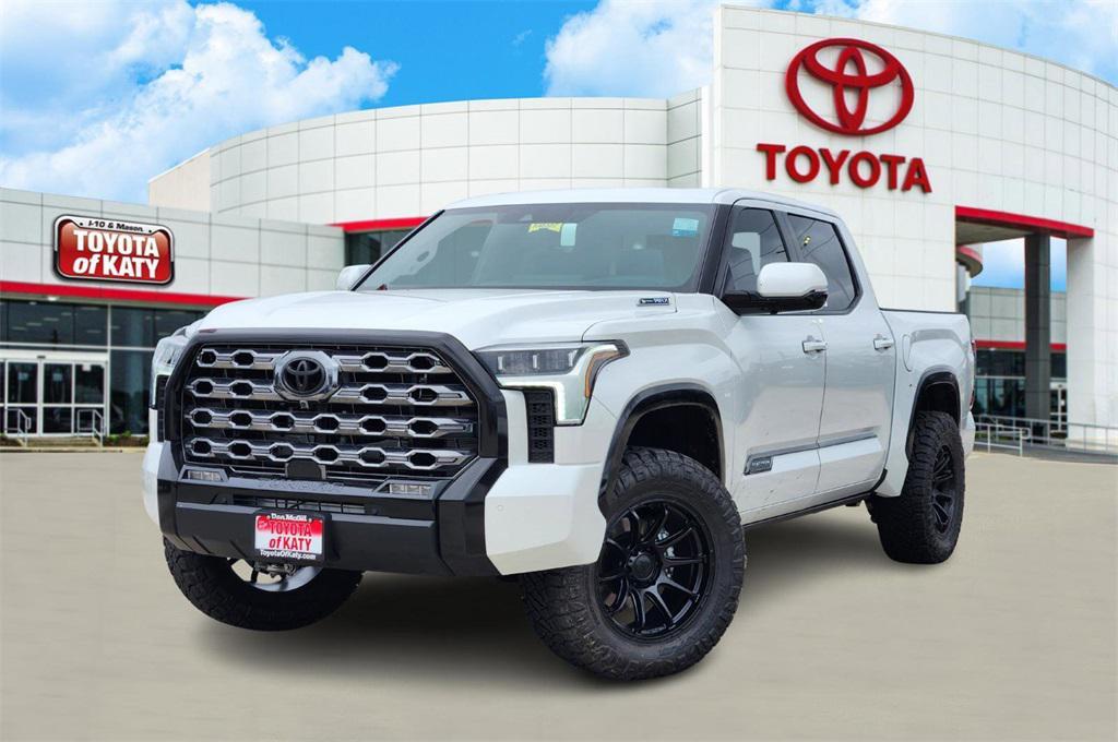 new 2025 Toyota Tundra Hybrid car