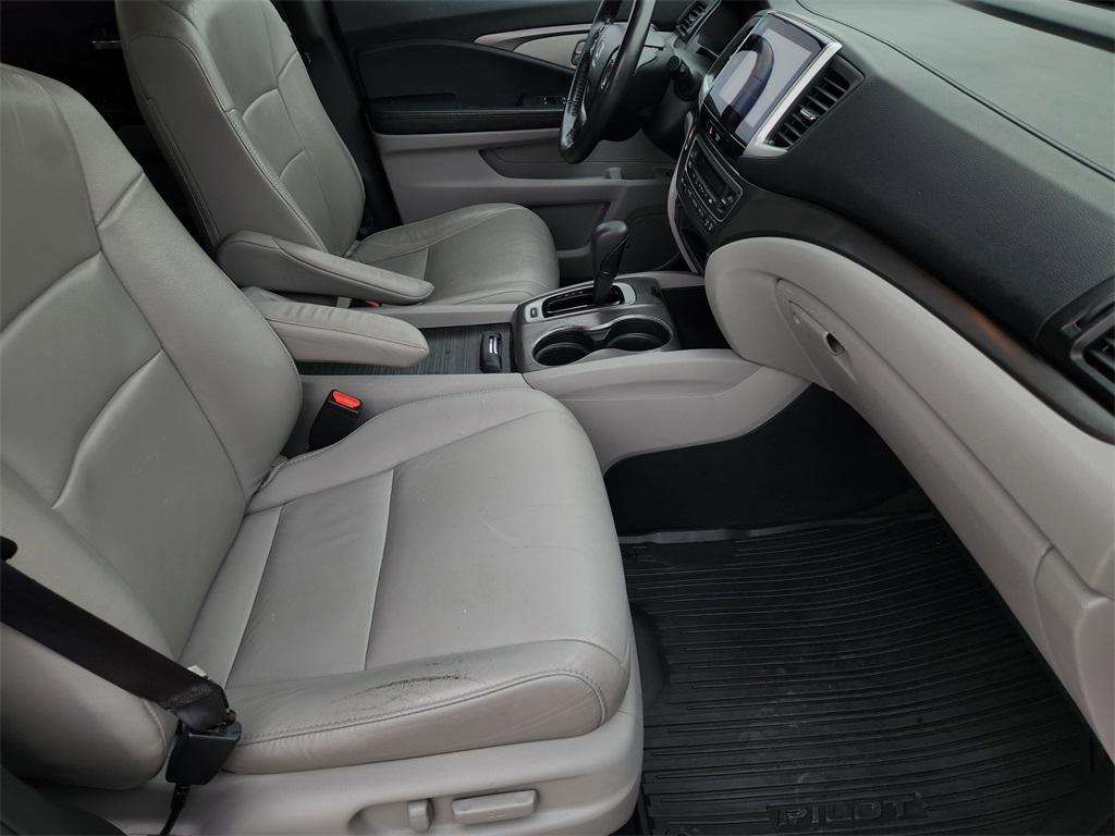 used 2016 Honda Pilot car, priced at $14,395