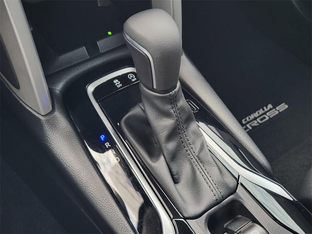 used 2024 Toyota Corolla Cross car, priced at $26,995