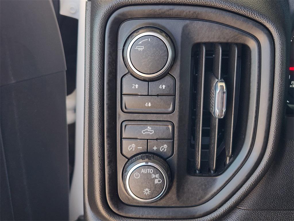 used 2024 Chevrolet Silverado 2500 car, priced at $41,995