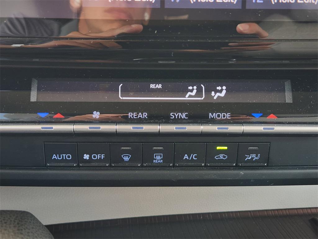 used 2021 Toyota Sienna car, priced at $28,995