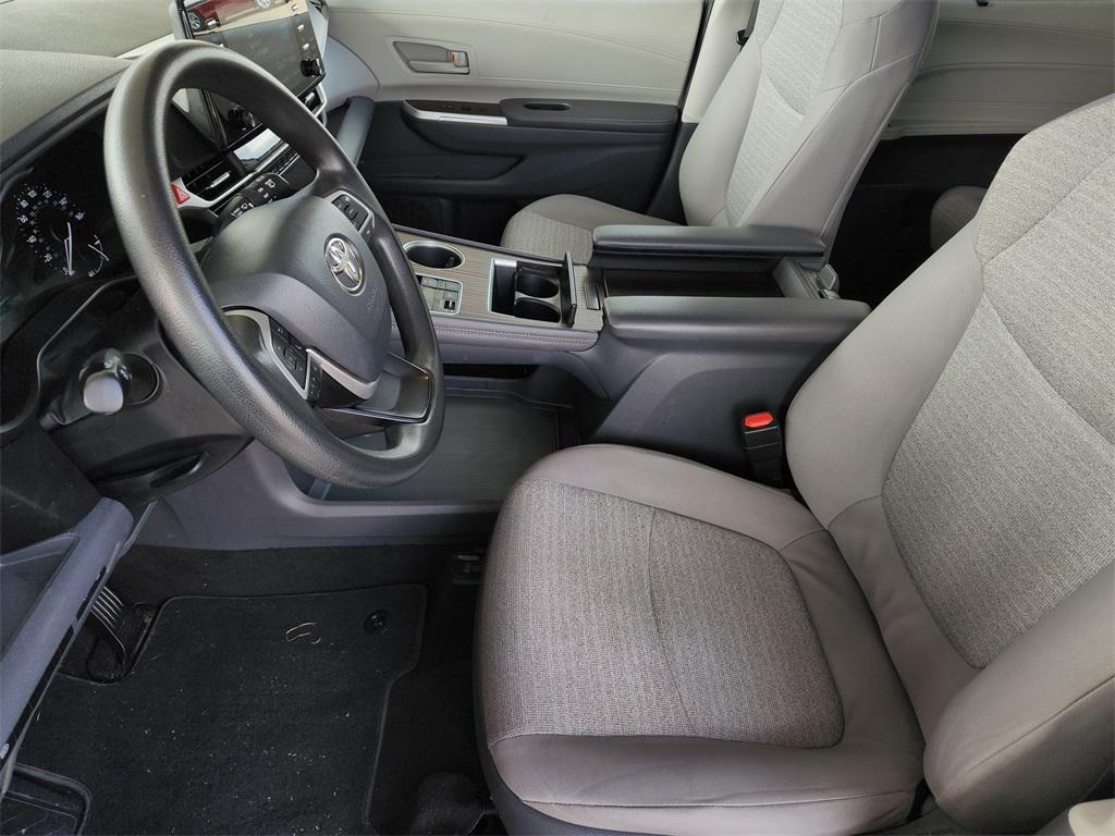 used 2021 Toyota Sienna car, priced at $28,995