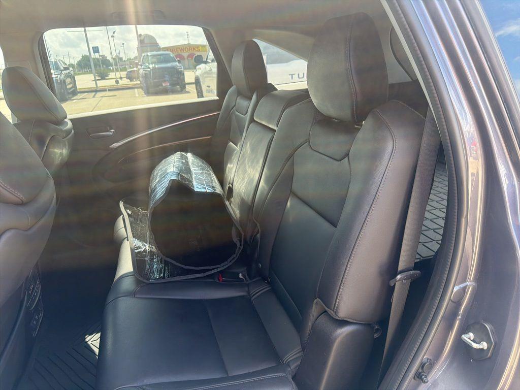 used 2019 Acura MDX car, priced at $19,795