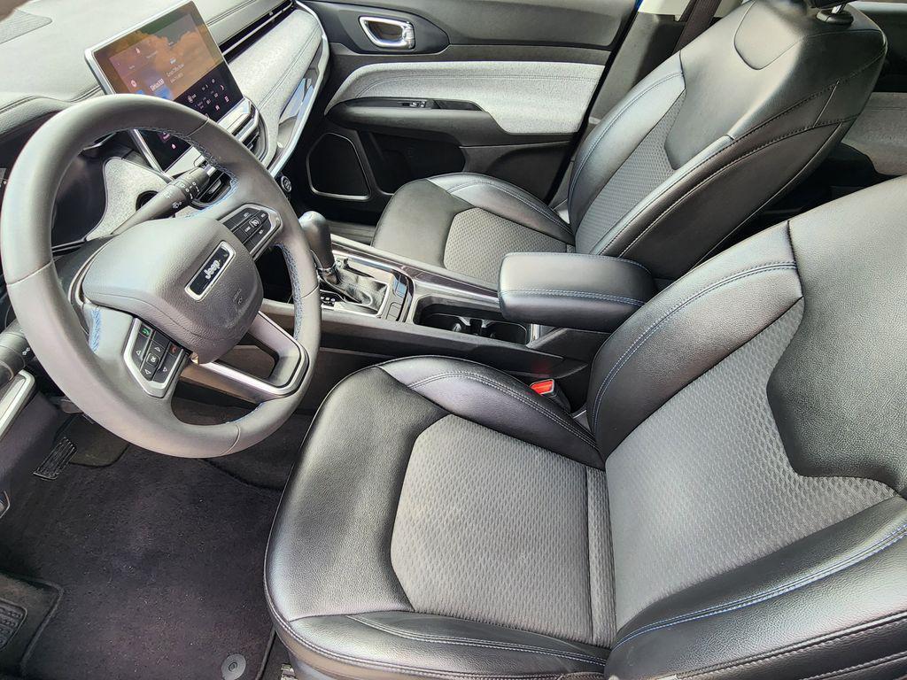used 2022 Jeep Compass car, priced at $18,095