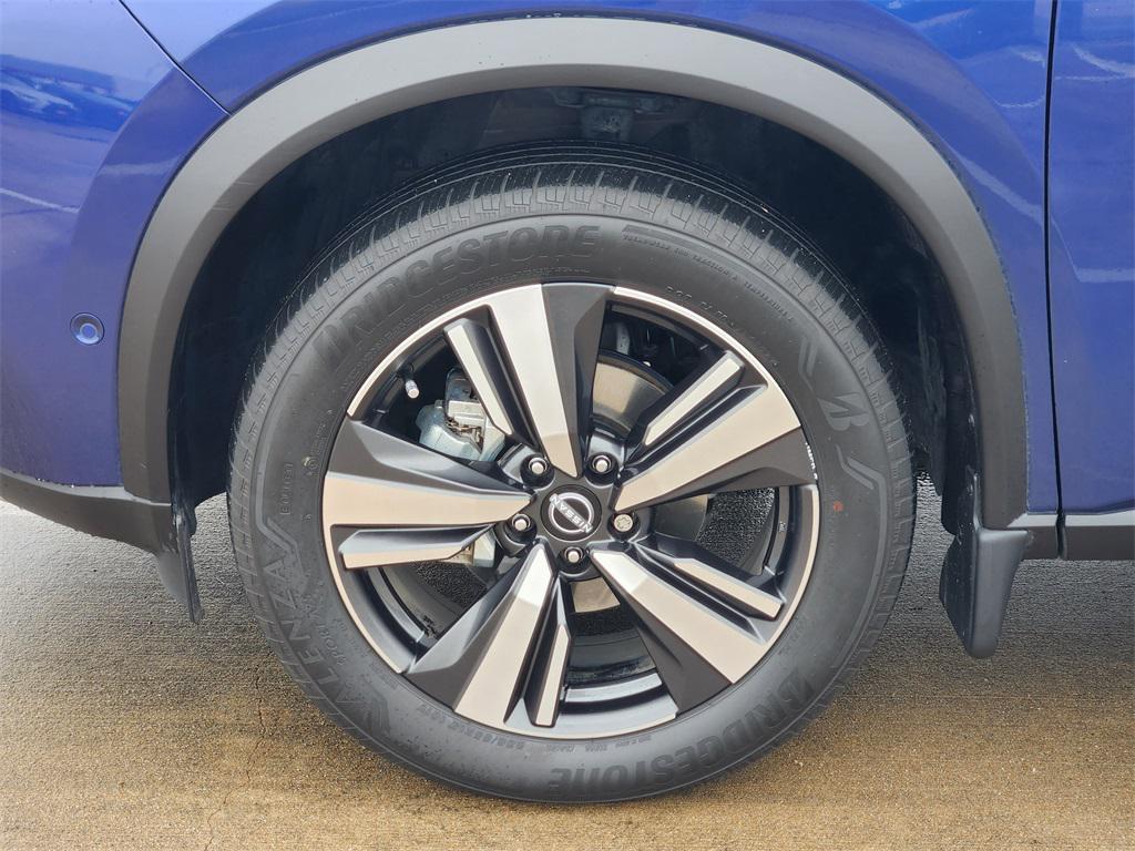 used 2022 Nissan Rogue car, priced at $25,395