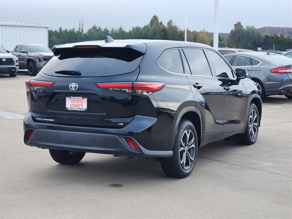 used 2021 Toyota Highlander car, priced at $18,995