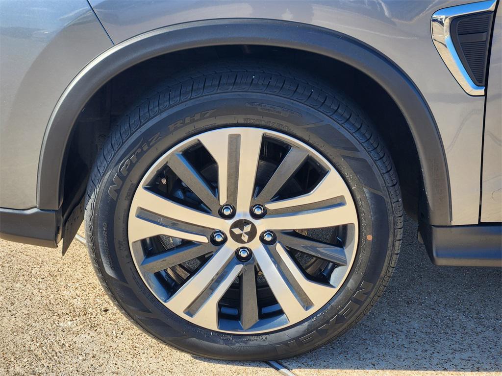used 2024 Mitsubishi Outlander Sport car, priced at $18,295