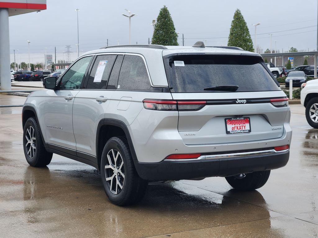 used 2024 Jeep Grand Cherokee car, priced at $29,730
