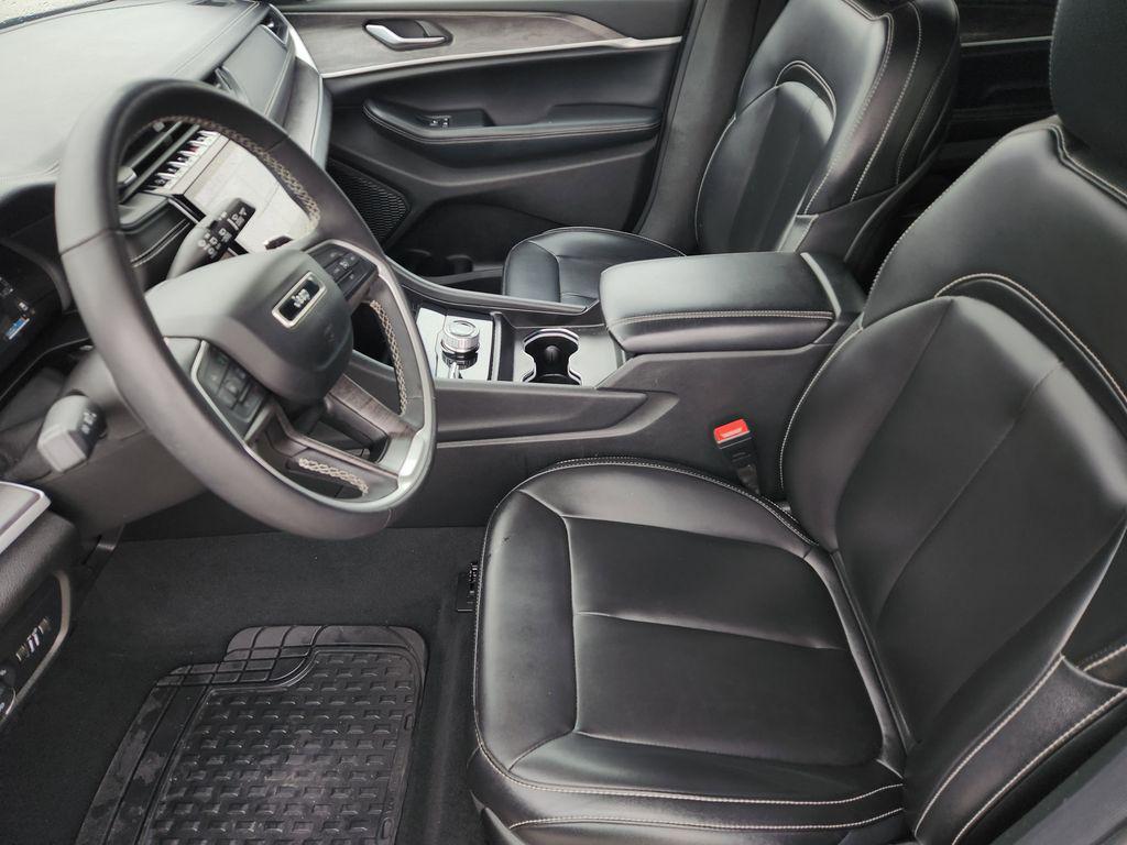 used 2024 Jeep Grand Cherokee car, priced at $29,730