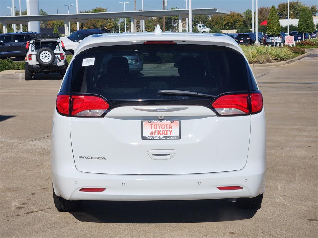 used 2017 Chrysler Pacifica car, priced at $10,695