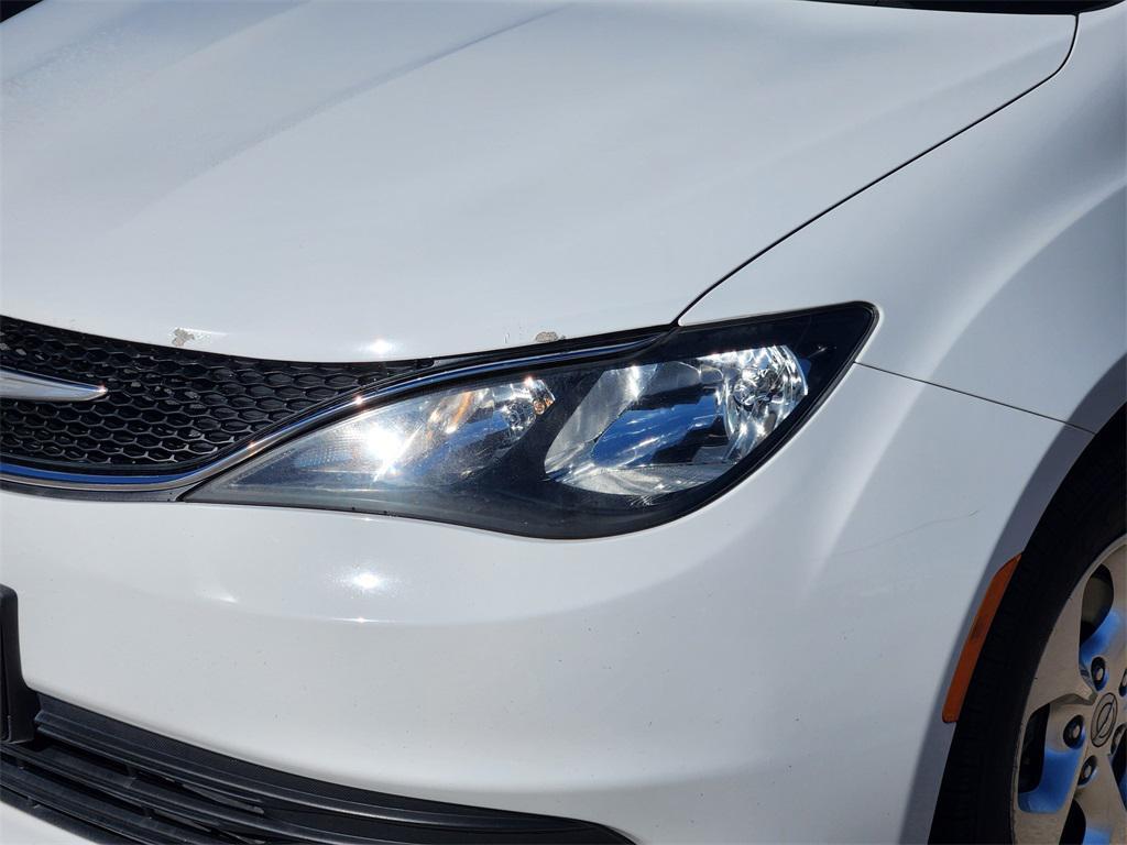 used 2017 Chrysler Pacifica car, priced at $10,695