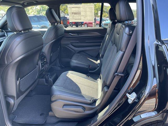 new 2025 Jeep Grand Cherokee L car, priced at $41,622