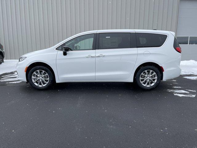 new 2026 Chrysler Pacifica car, priced at $45,785