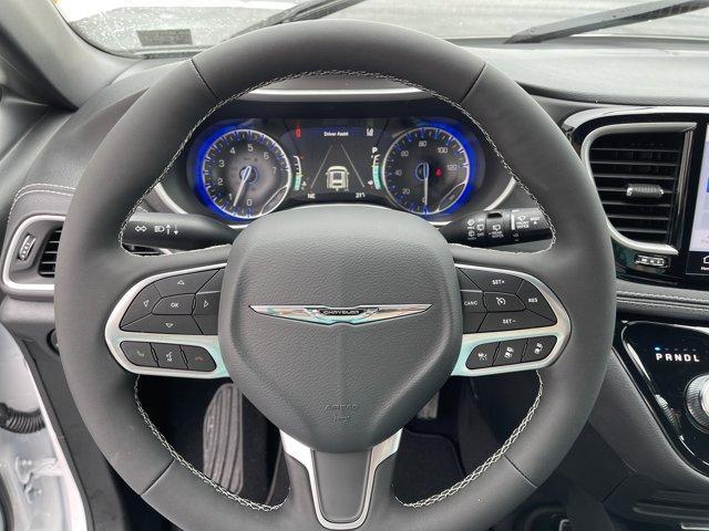 new 2026 Chrysler Pacifica car, priced at $45,785