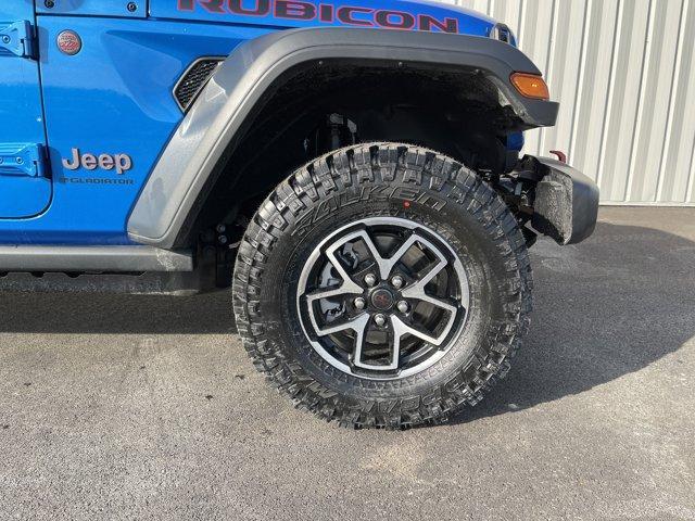 new 2026 Jeep Gladiator car, priced at $54,182