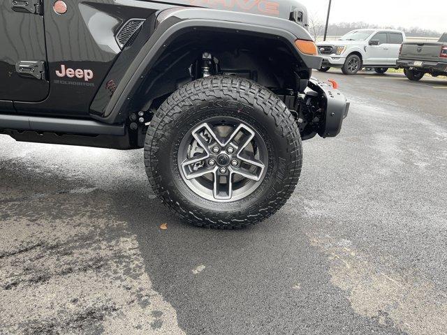 new 2026 Jeep Gladiator car, priced at $56,550