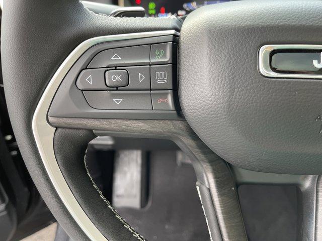 new 2026 Jeep Grand Cherokee car, priced at $52,264