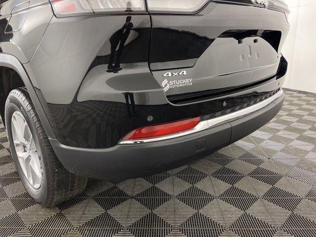 used 2025 Jeep Grand Cherokee car, priced at $30,997