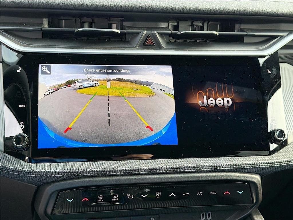 new 2026 Jeep Cherokee car, priced at $37,910