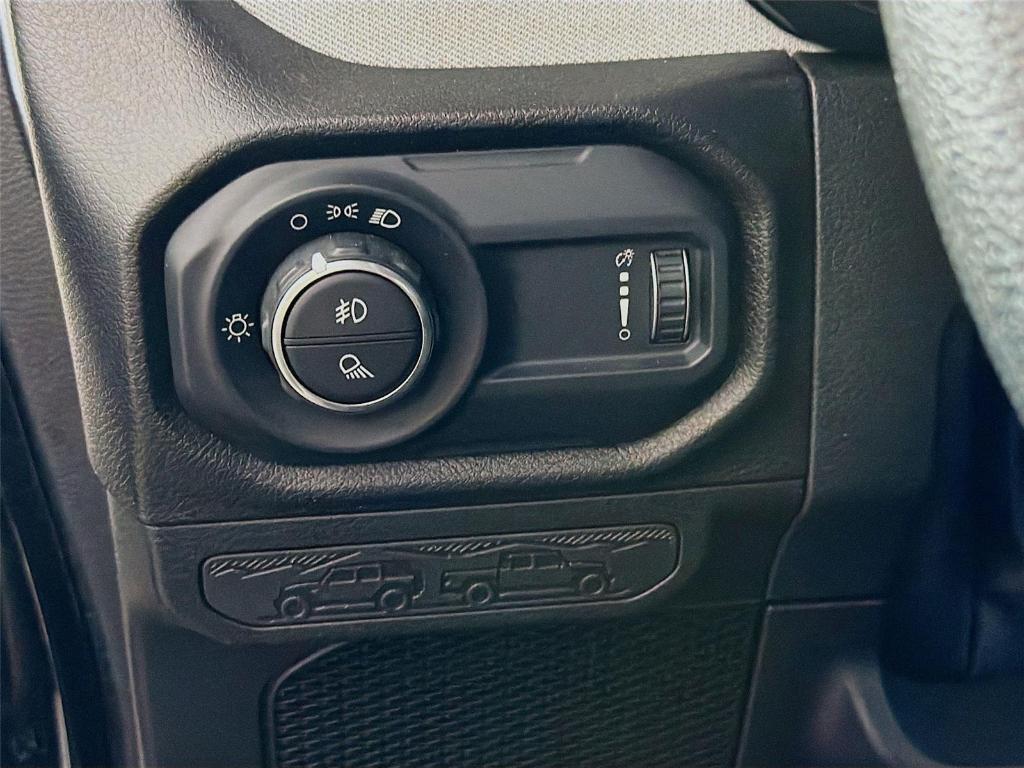 used 2024 Jeep Gladiator car, priced at $31,497