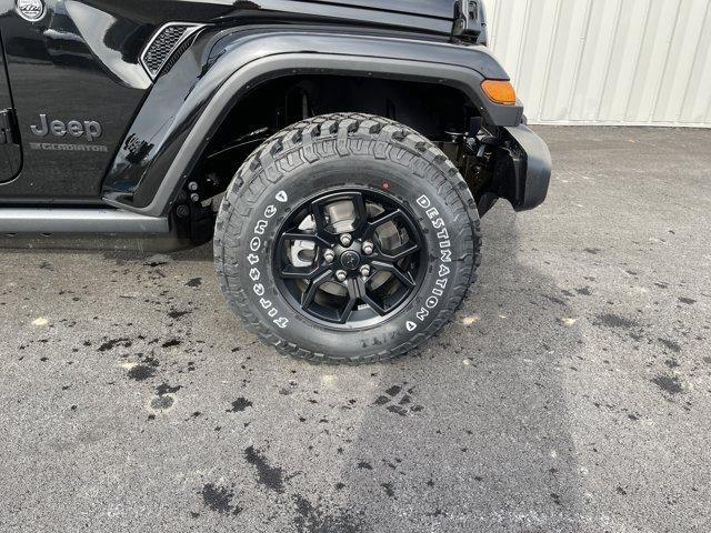 new 2026 Jeep Gladiator car, priced at $44,501