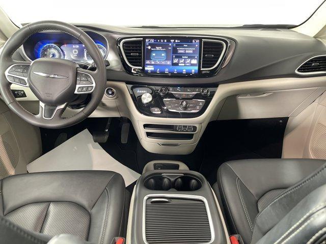 used 2024 Chrysler Pacifica car, priced at $28,997