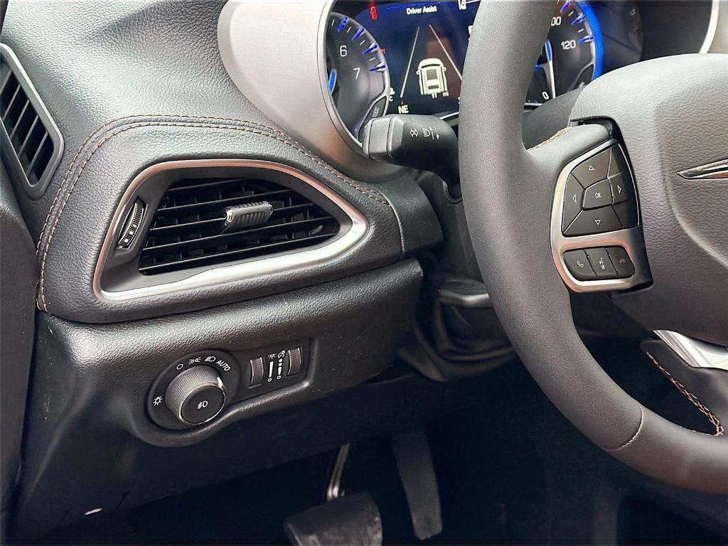 new 2026 Chrysler Pacifica car, priced at $53,713