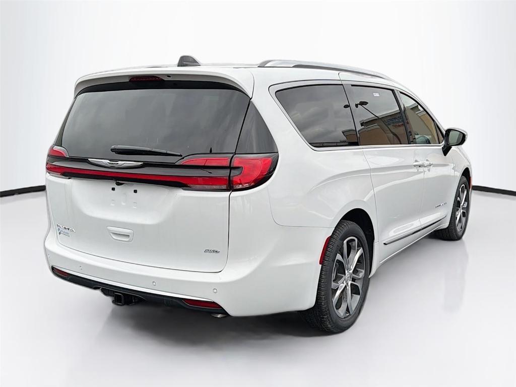 new 2026 Chrysler Pacifica car, priced at $53,713