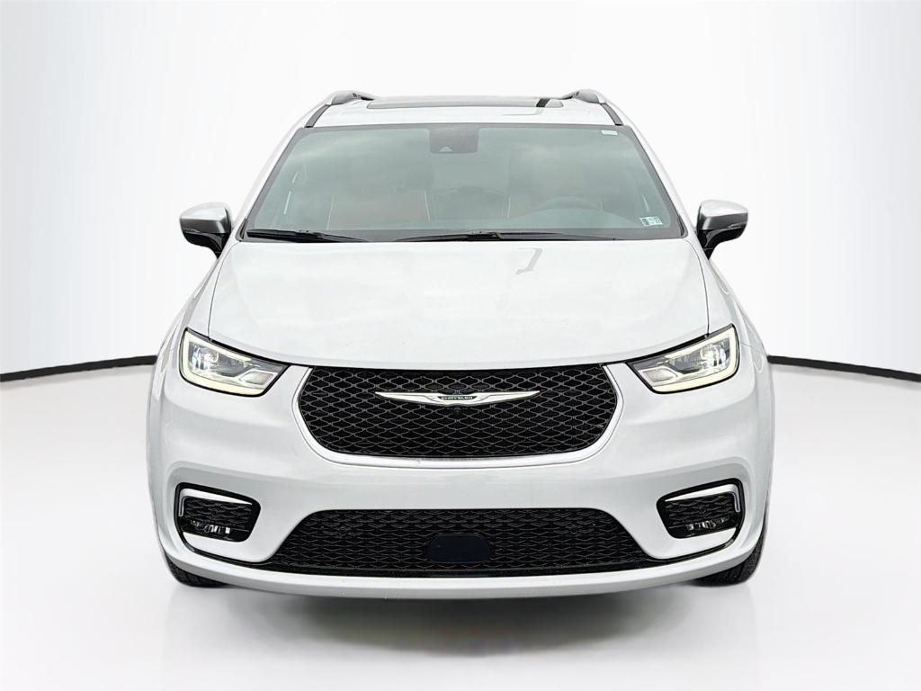 new 2026 Chrysler Pacifica car, priced at $53,713