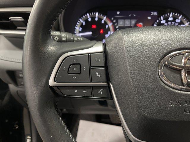 used 2023 Toyota Highlander car, priced at $30,997