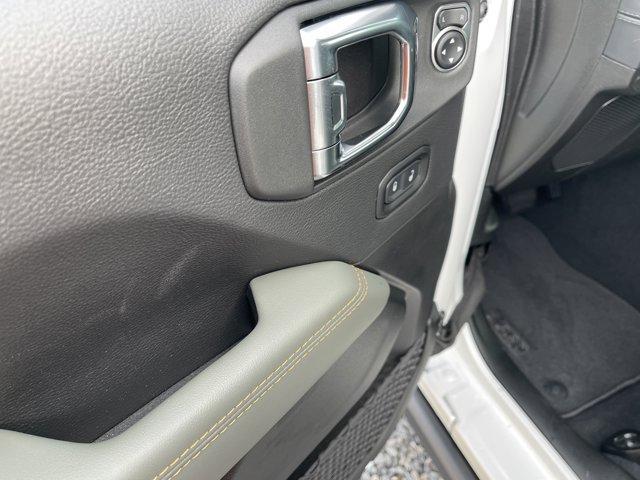 new 2026 Jeep Gladiator car, priced at $56,033