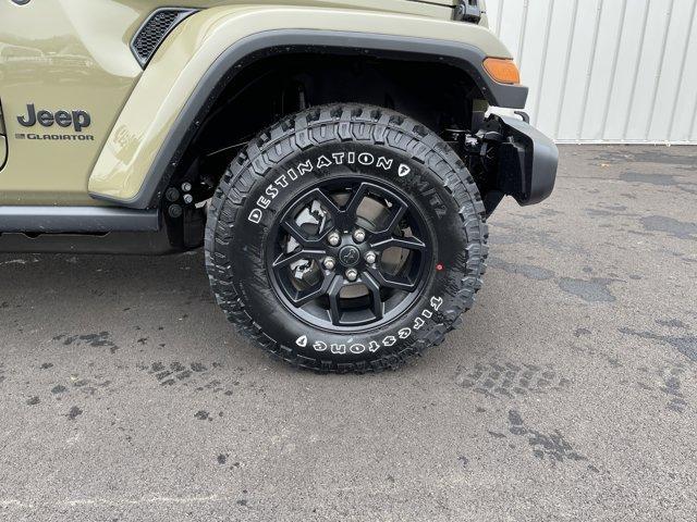 new 2026 Jeep Gladiator car, priced at $46,113