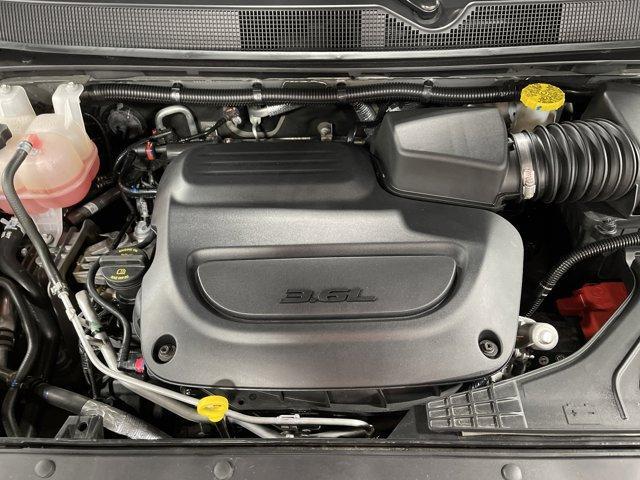 used 2025 Chrysler Pacifica car, priced at $33,497