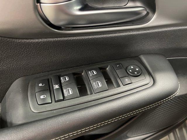 used 2025 Chrysler Pacifica car, priced at $33,497