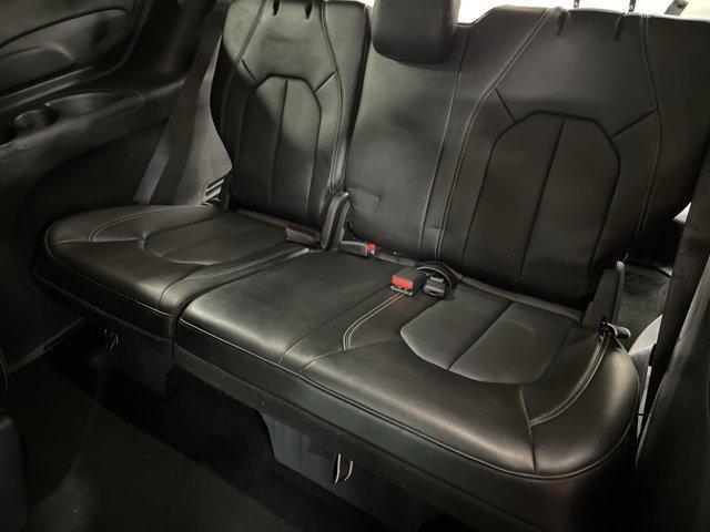 used 2025 Chrysler Pacifica car, priced at $33,497