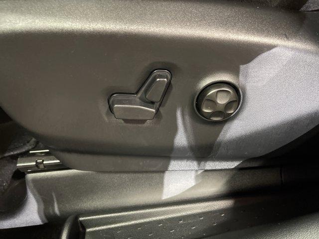 used 2025 Chrysler Pacifica car, priced at $33,497