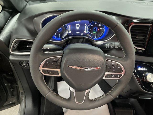 used 2025 Chrysler Pacifica car, priced at $33,497