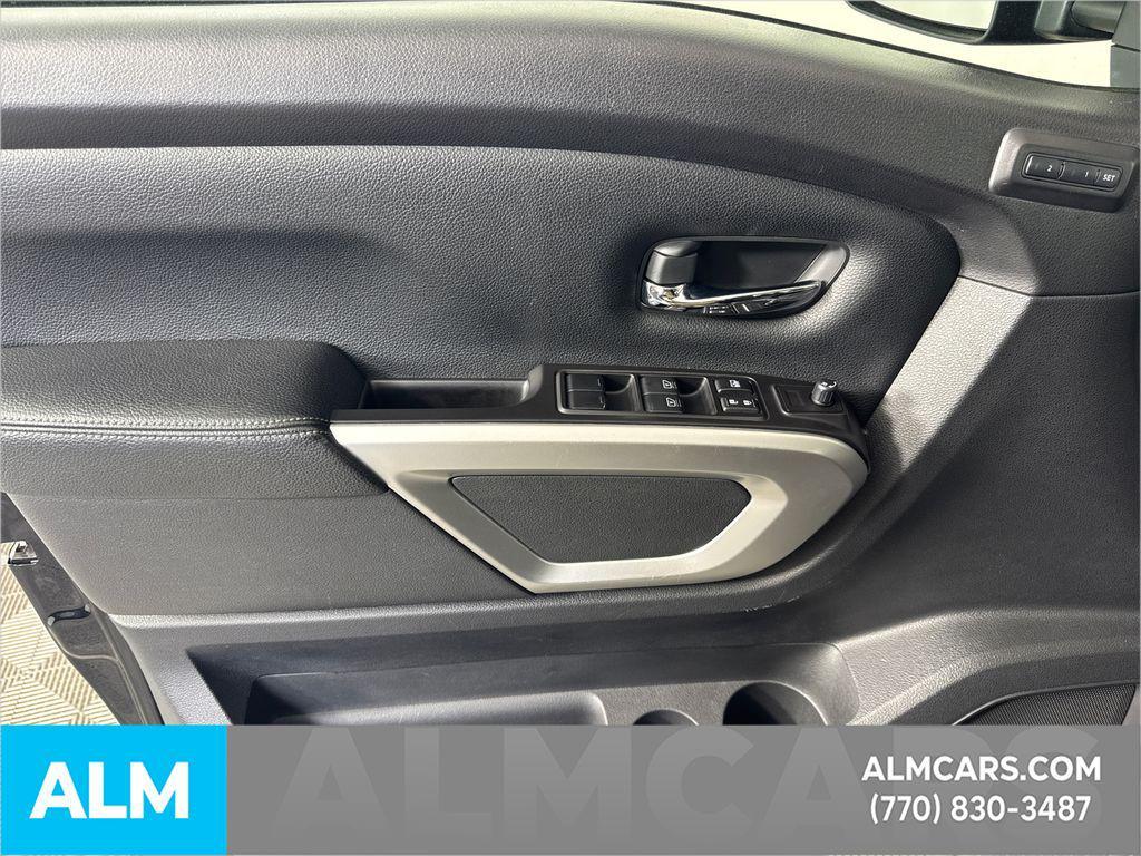 used 2021 Nissan Titan car, priced at $35,920